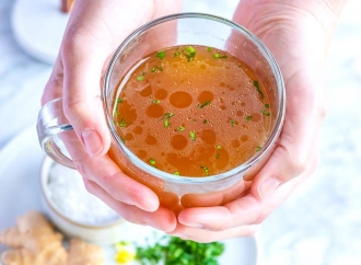 Odmładzająca zupa bone broth